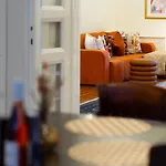 Magical Danube View In A Spacious Two Bedroom Next To Parliament Appartement *