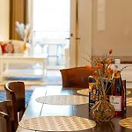 Magical Danube View In A Spacious Two Bedroom Next To Parliament *