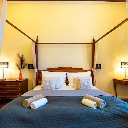 Apartment Magical Danube View In A Spacious Two Bedroom Next To Parliament