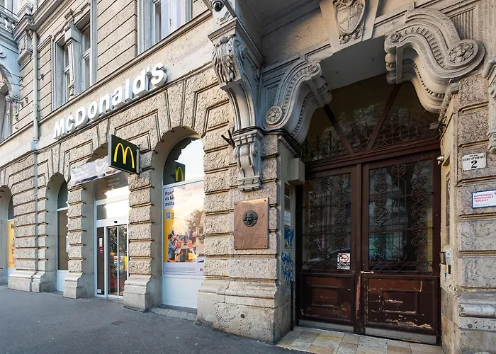 Apartament Magical Danube View In A Spacious Two Bedroom Next To Parliament *