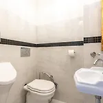 Magical Danube View In A Spacious Two Bedroom Next To Parliament Βουδαπέστη