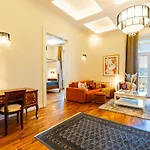Magical Danube View In A Spacious Two Bedroom Next To Parliament Βουδαπέστη